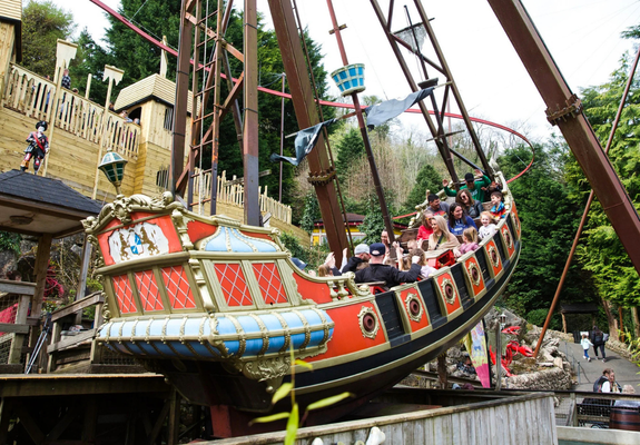 A pirate ride at Gulliver's
